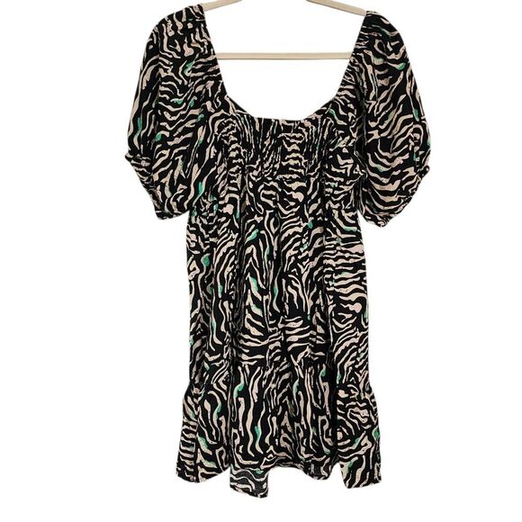 Nine West Mini Dress L Puff Sleeve Smock Back Ruffled Bottom - Picture 2 of 7